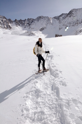 Samantha Sitt snowshoeing