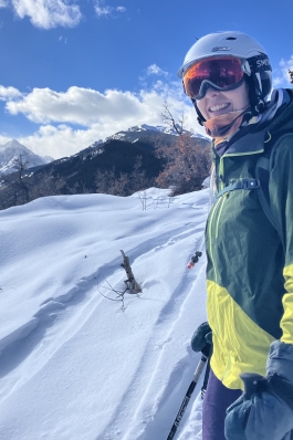 A photo of Joy skiing in Aspen.